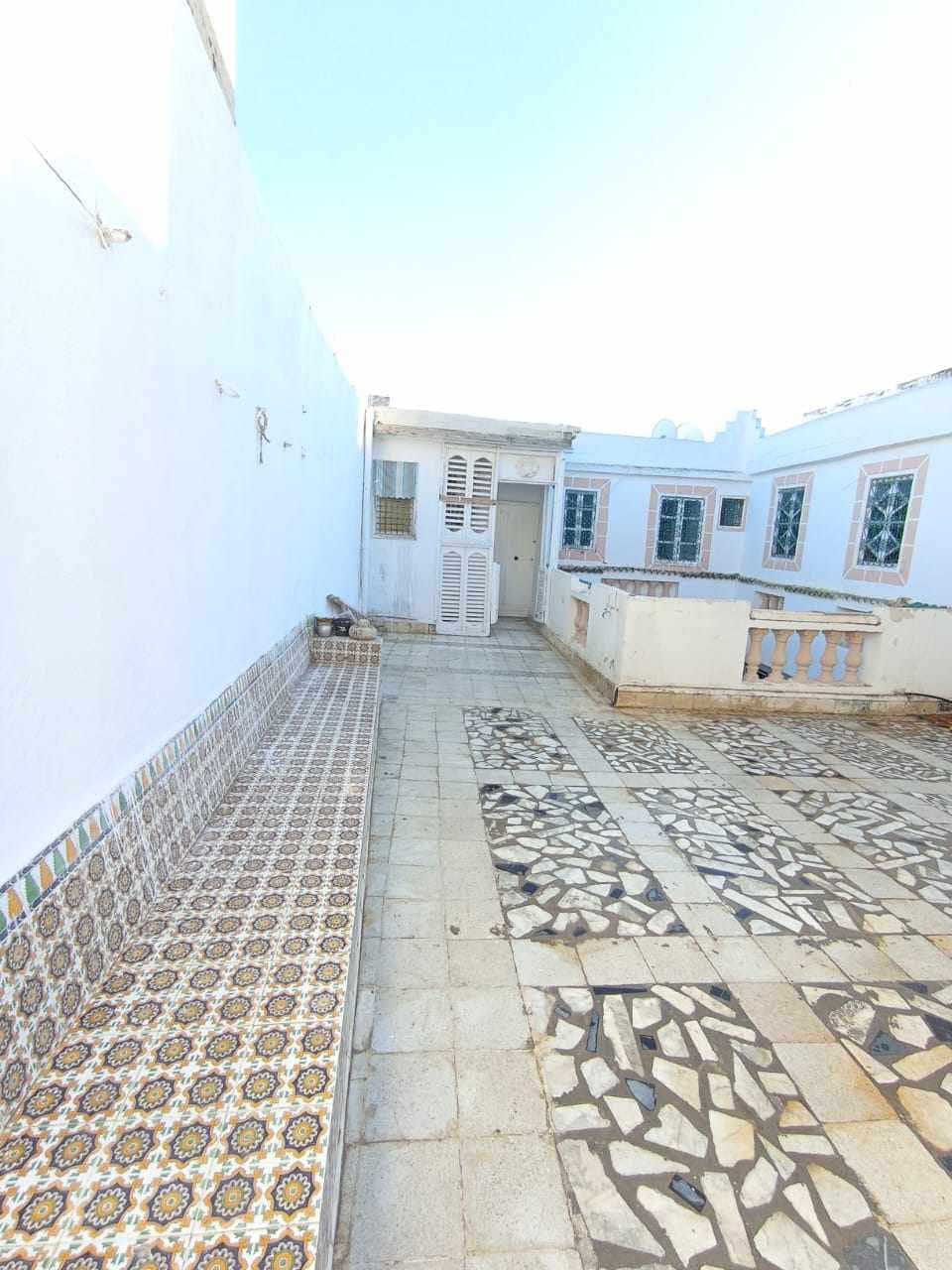 À VENDRE - Maison à la Médina de Tunis (Torbet El Bey)