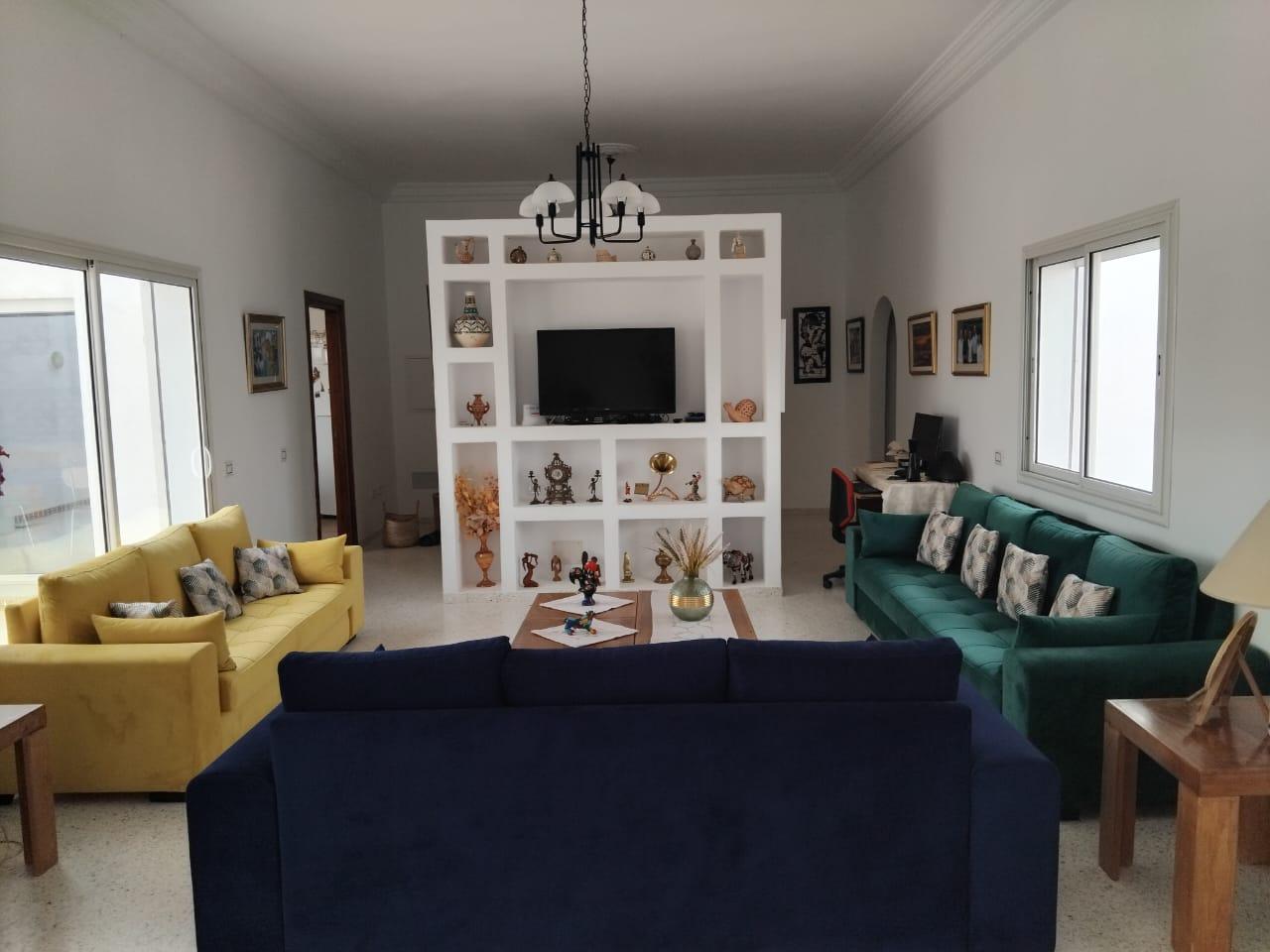 À Vendre : Villa Neuve à Borj el Amri - Manouba