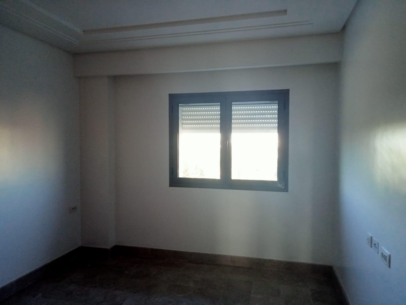 À Vendre : Appartement S+4 -  Jardins de Carthage