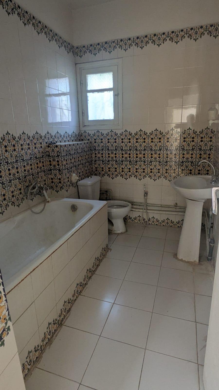 Duplex à Vendre à Cité Ibn Khaldoun, Omrane