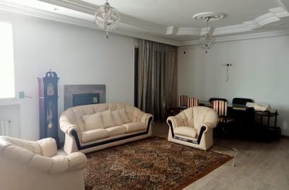 À Vendre – Spacieuse Villa Duplex à Menzah 7 (Rue Jawher Sikeli )