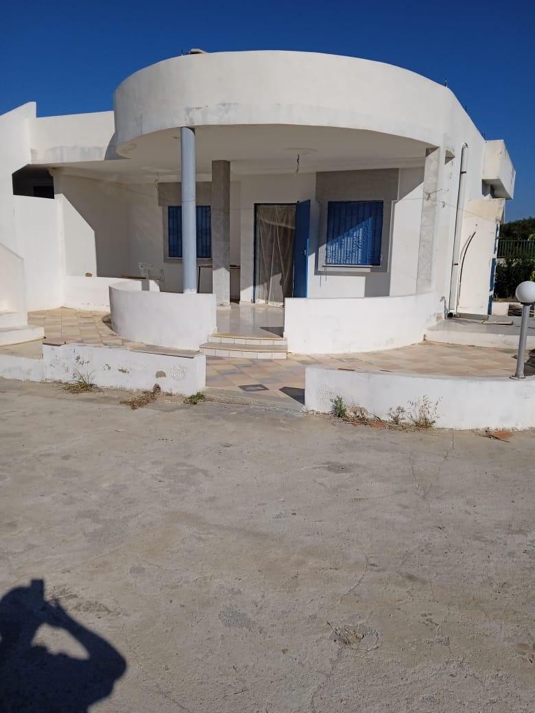 À Vendre ou À Louer : Deux Villas à Bir el Jebira, près de El Haouaria