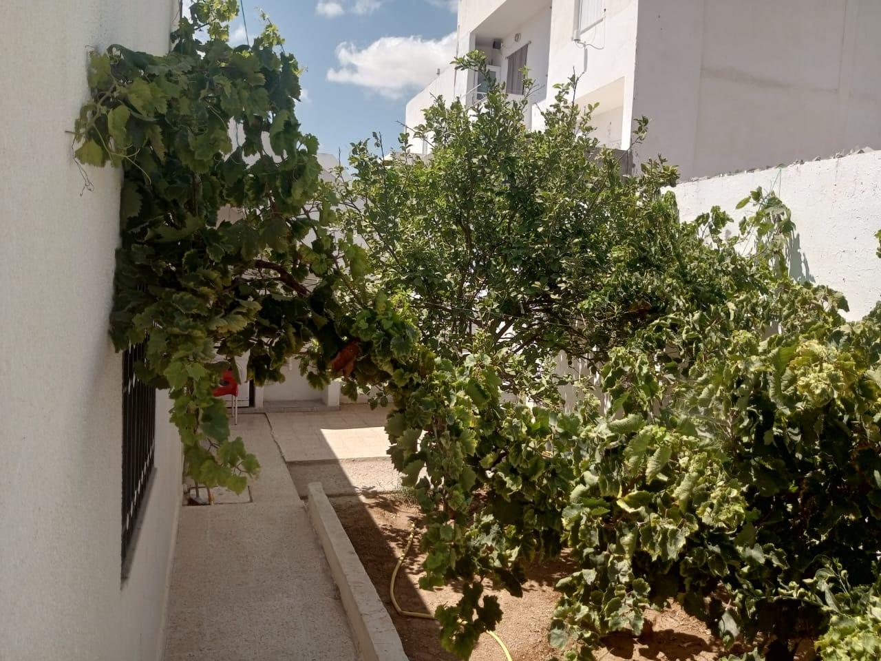 À vendre : Villa à Cité El Wared, Oued Elil, Manouba