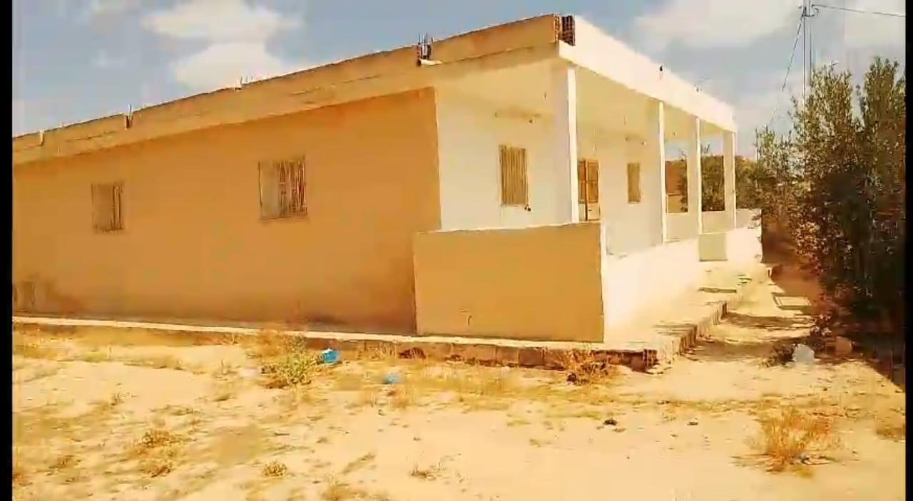 À Vendre : Villa à Sidi Salah, Sfax - Zone Industrielle !