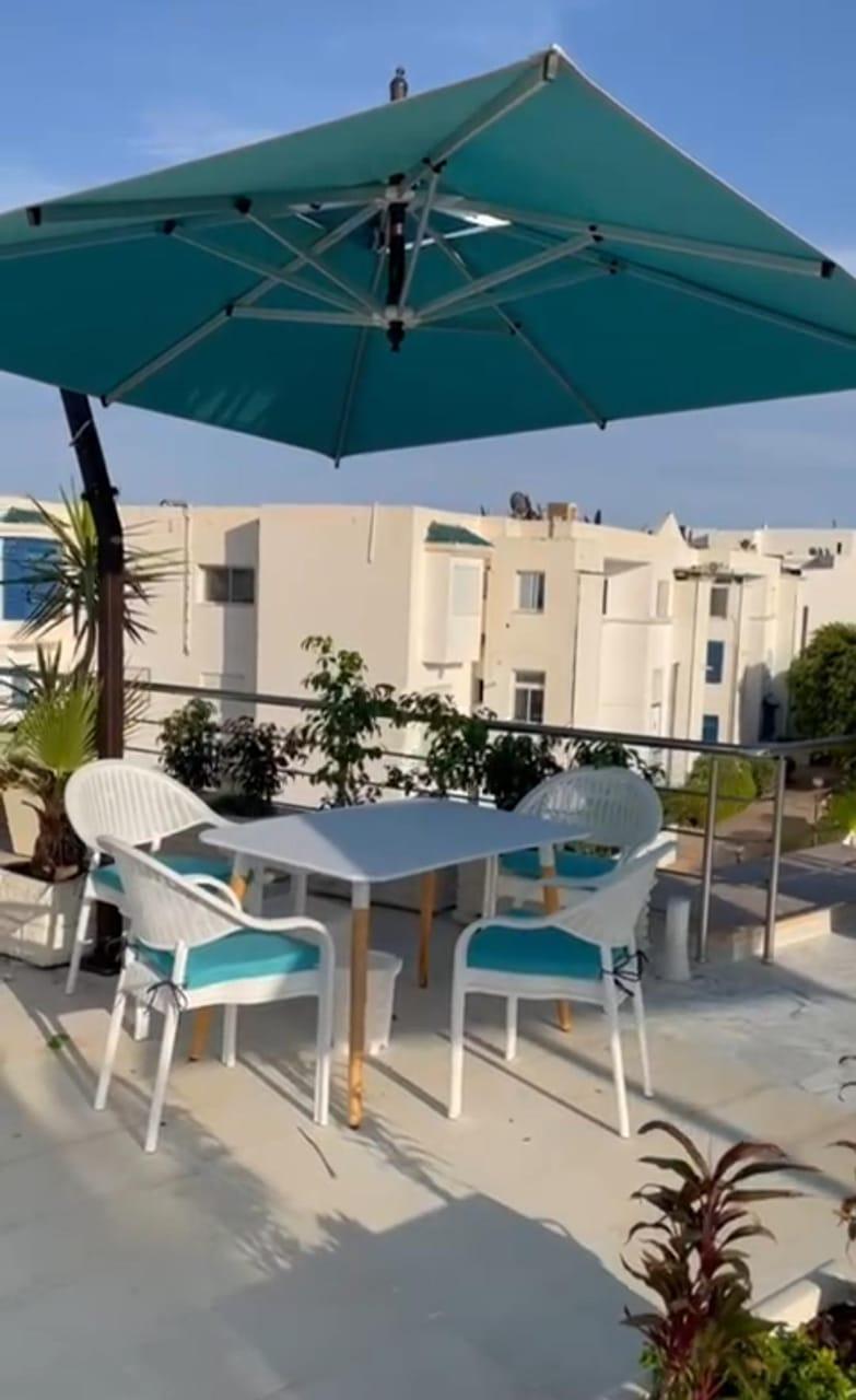 À Louer : Duplex Richement Meublé à Gammarth avec Vue sur Mer