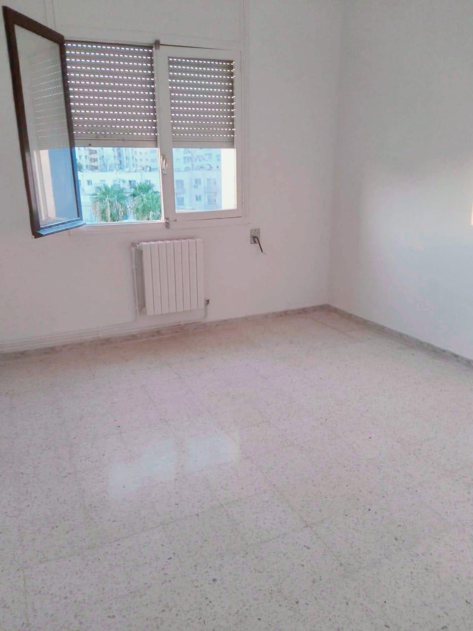 À Vendre : Appartement S+3 à Manar 1, Résidence Les Jasmins