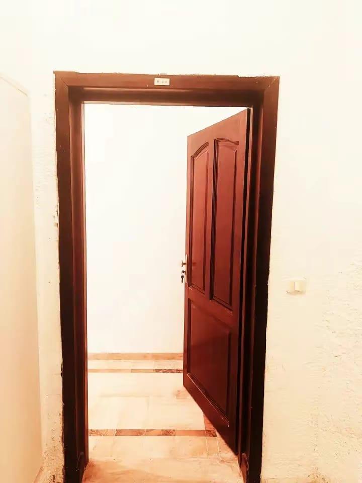 À Vendre : Appartement S+2 Rez-de-Chaussée à Ezzahra