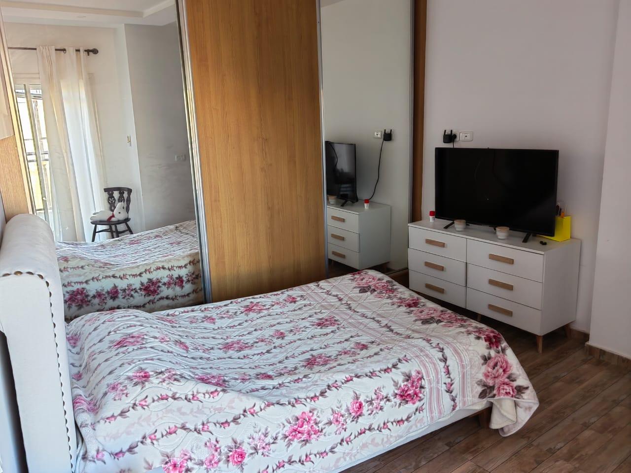 À Vendre : Duplex au Jardin d'El Manzah 2