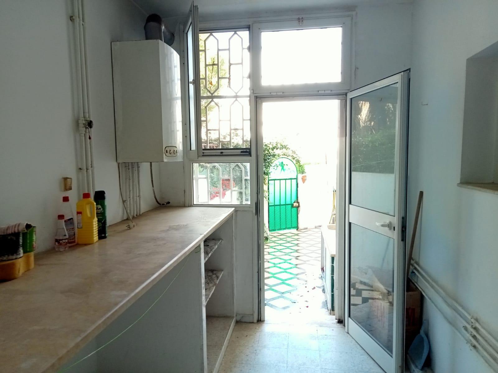 À Vendre : Appartement S+3 avec Jardin à Aouina (Résidence Elyes)