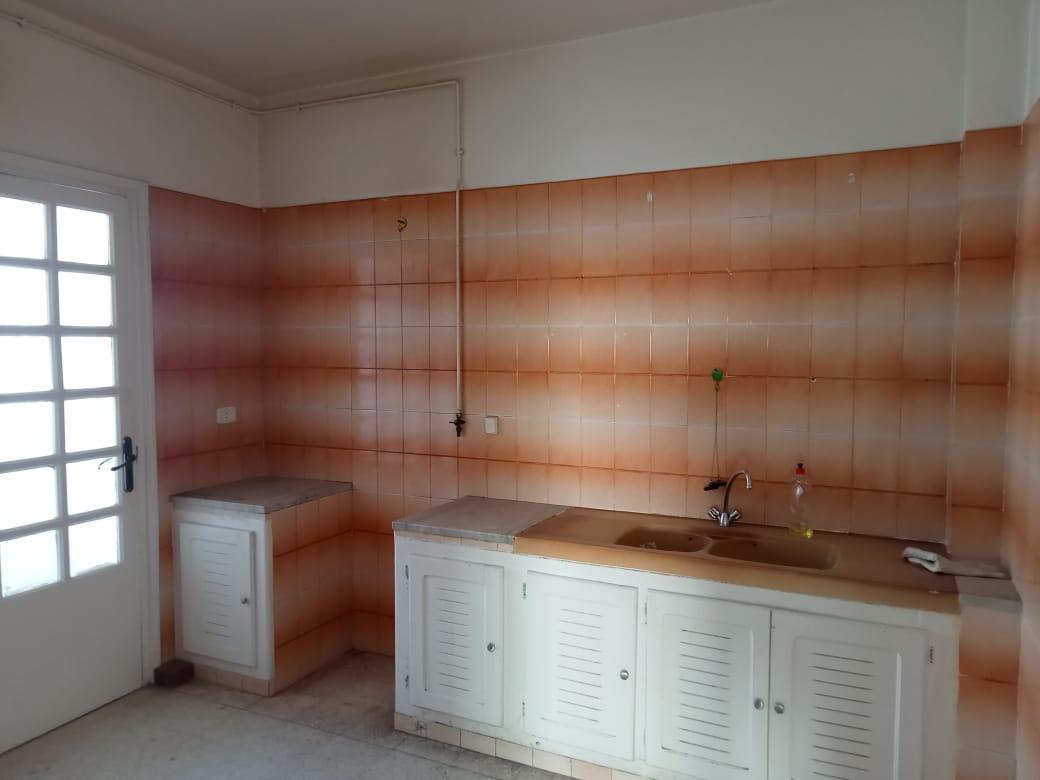 À Vendre – Appartement S+3 à Ariana