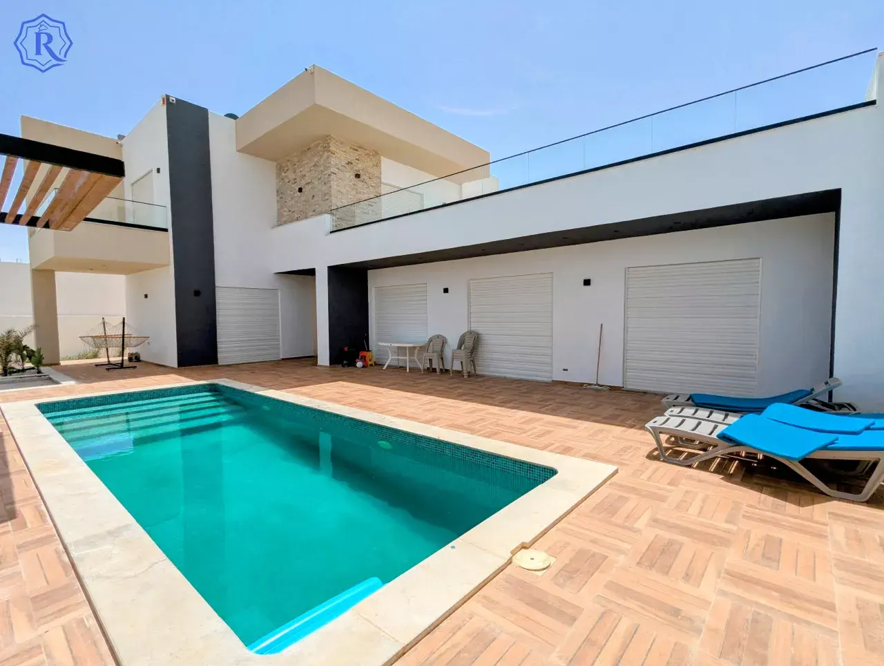 À Vendre : Villa SEPHORA , 9 minutes de la plage