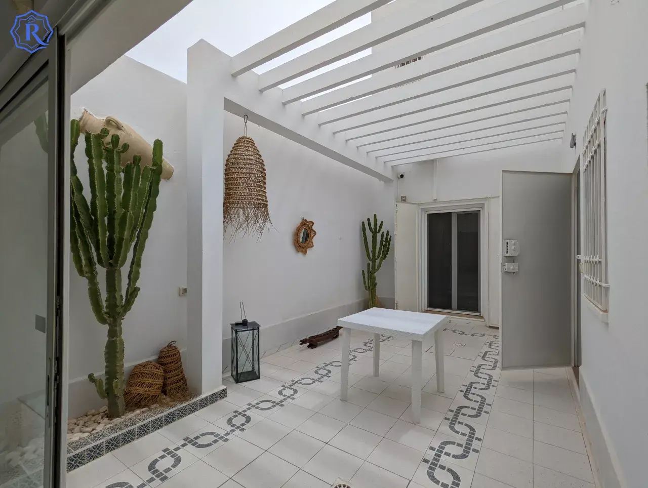 À Vendre :  Villa CACTUS  , 7 minutes de la plage !