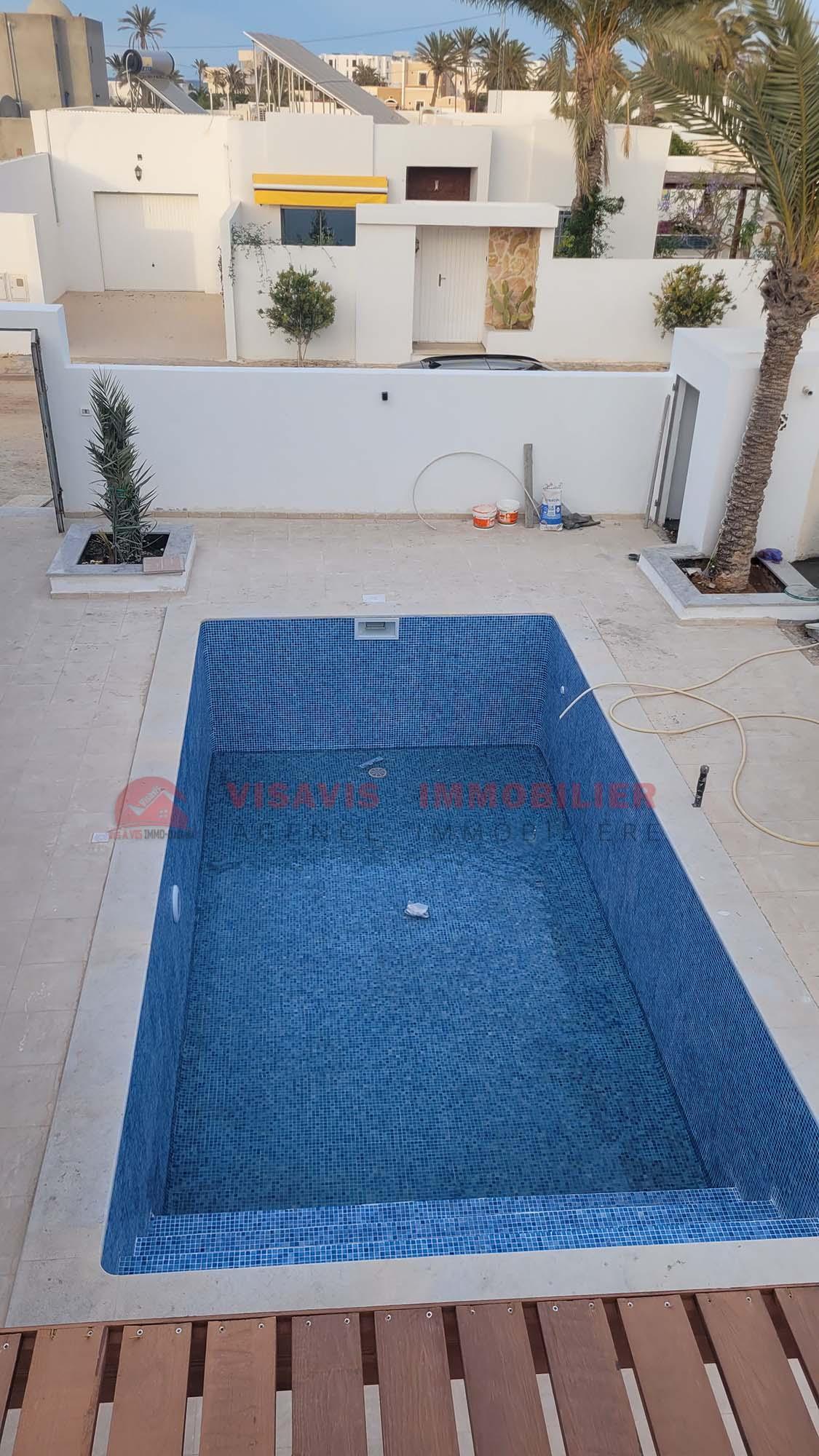 Villa titre bleu à Djerba - V553