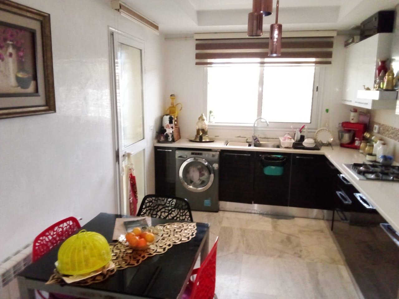 À Vendre – Appartement S+2 Haut Standing à Jardin d'El Manzah 2