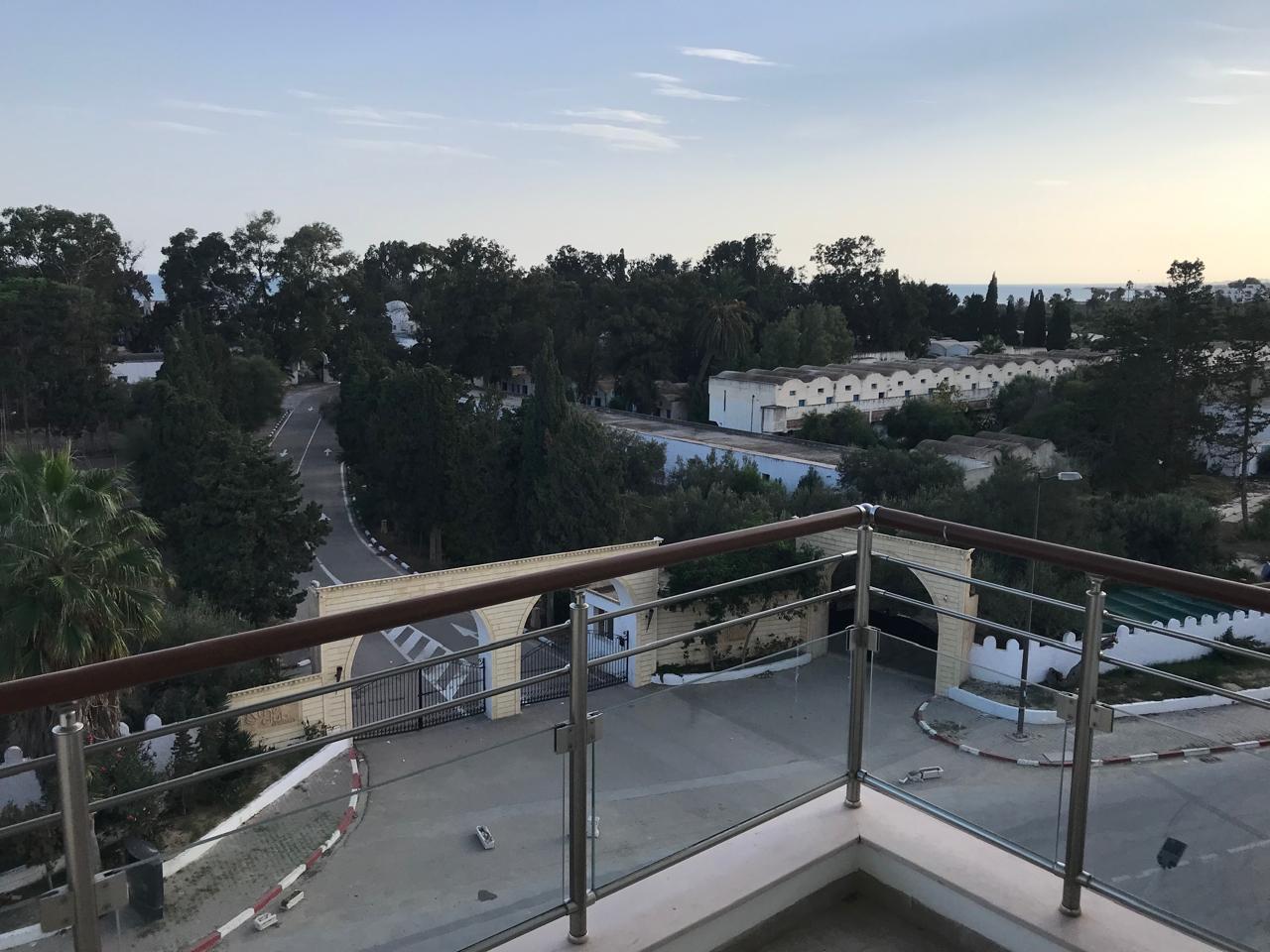 À Vendre – Appartement Meublé à Hammamet | Résidence El Bosten