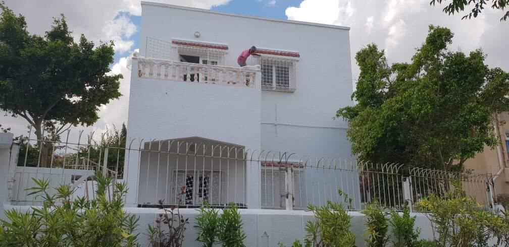 À Vendre – Villa à Deux Niveaux à Hammamet