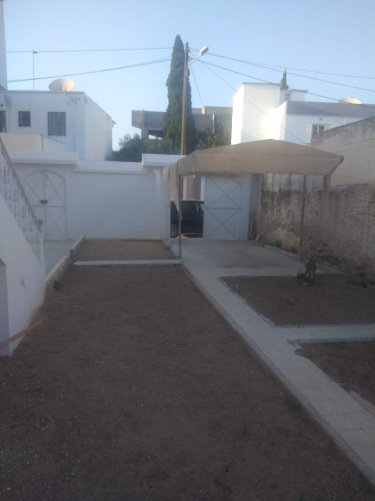 À Vendre : Villa Spacieuse à Sousse, Proche de l'Hôpital Farhat Hached !