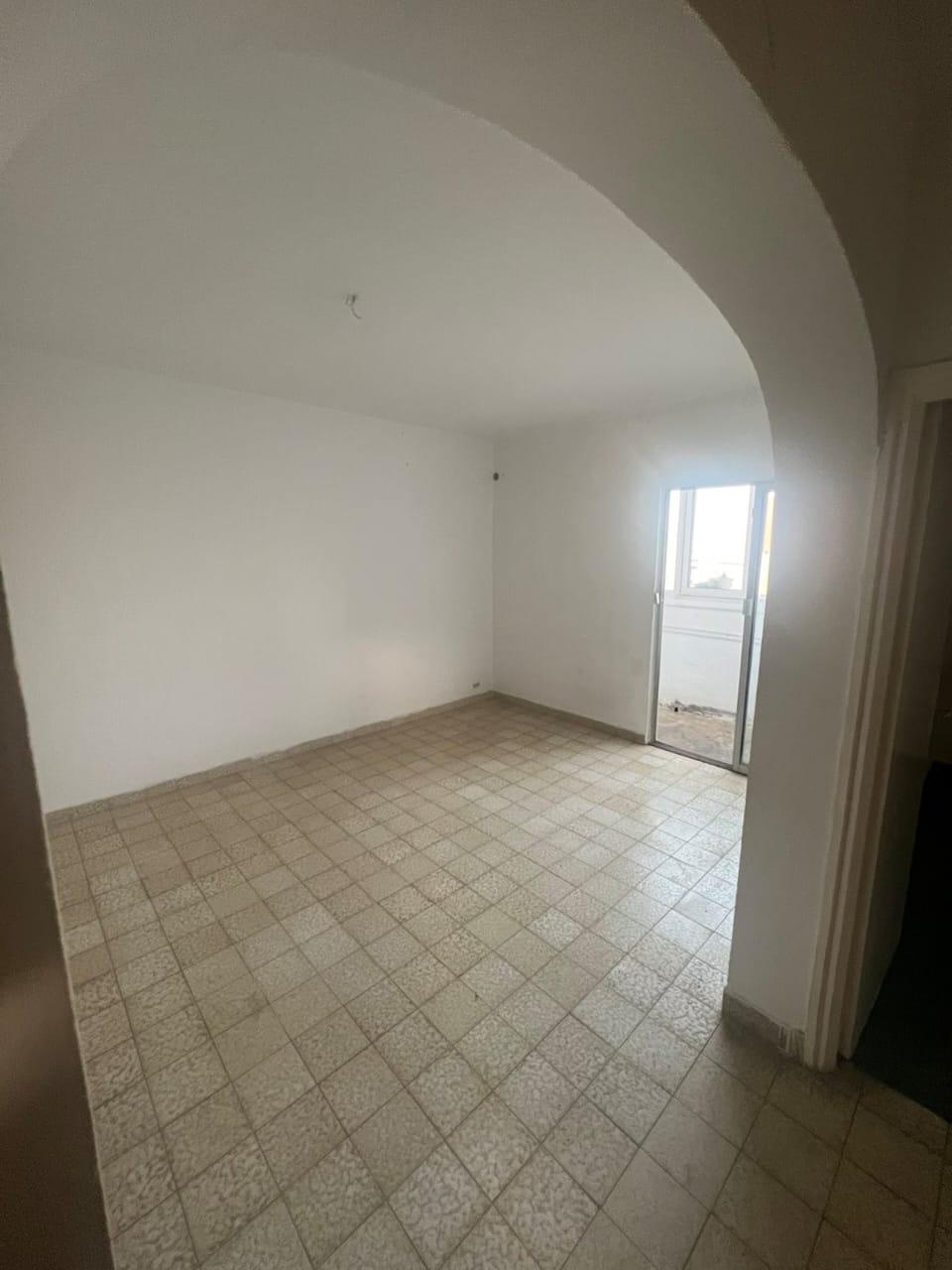 À Vendre : Appartement S+2 à Denden, Proche du Magasin Général !