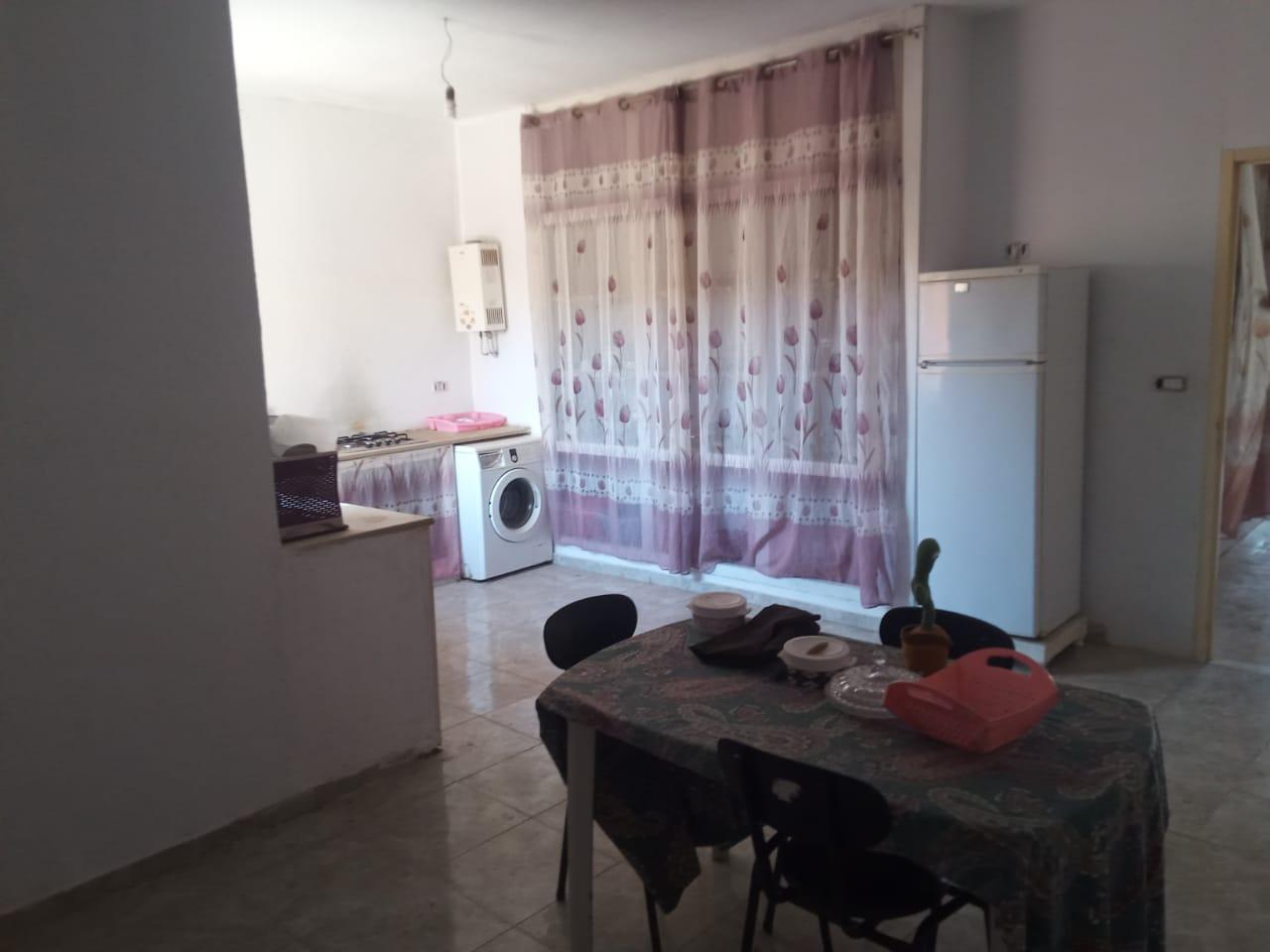 À Vendre : Maison avec Jardin à Manzel Cheker, Sfax !