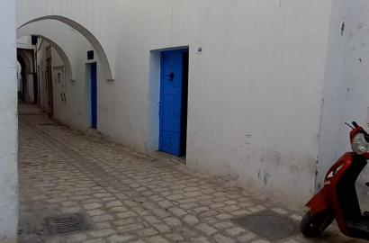 À Vendre : Maison Authentique à Médina, Tunis