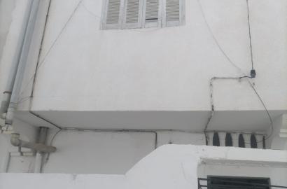 À Vendre : Maison à Cité Ezzouhour 4, Tunis