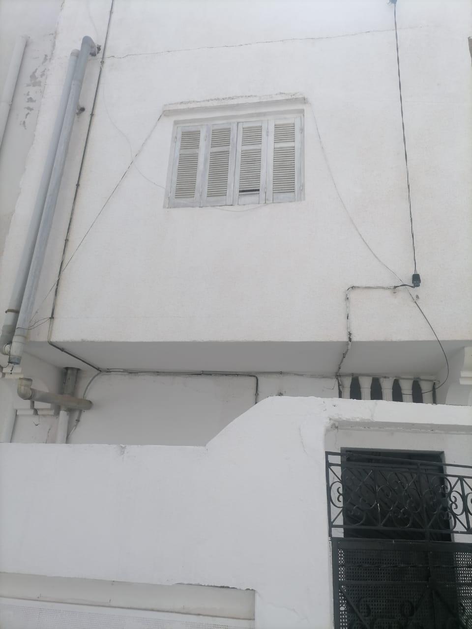 À Vendre : Maison à Cité Ezzouhour 4, Tunis