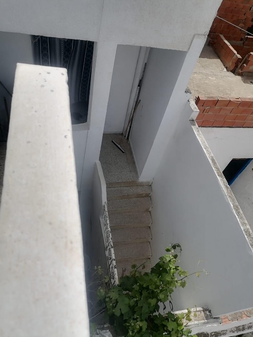 À Vendre : Maison à Cité Ezzouhour 4, Tunis