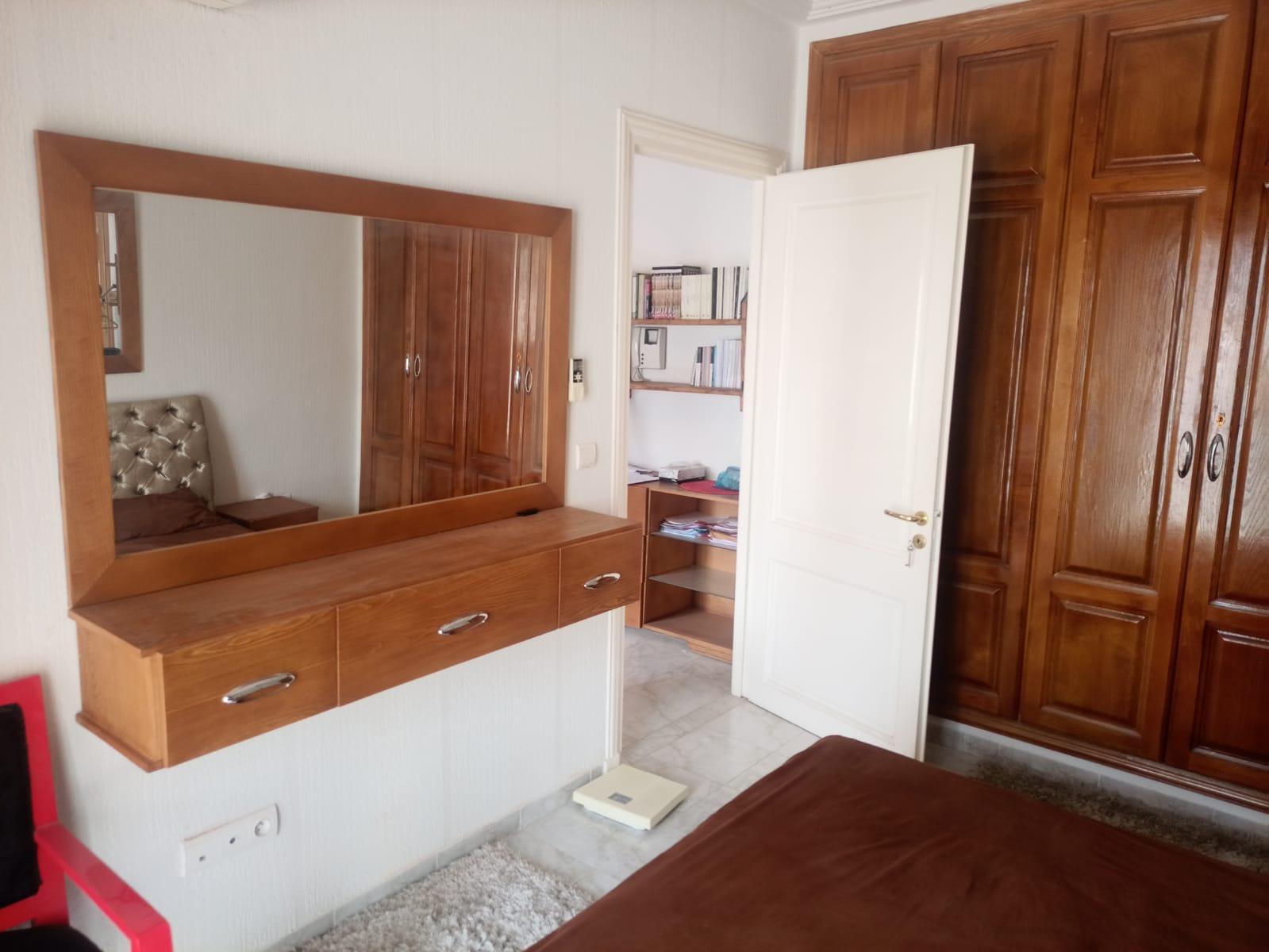 À Vendre : Appartement S1 à Ennaser 2, en Face de Salim School