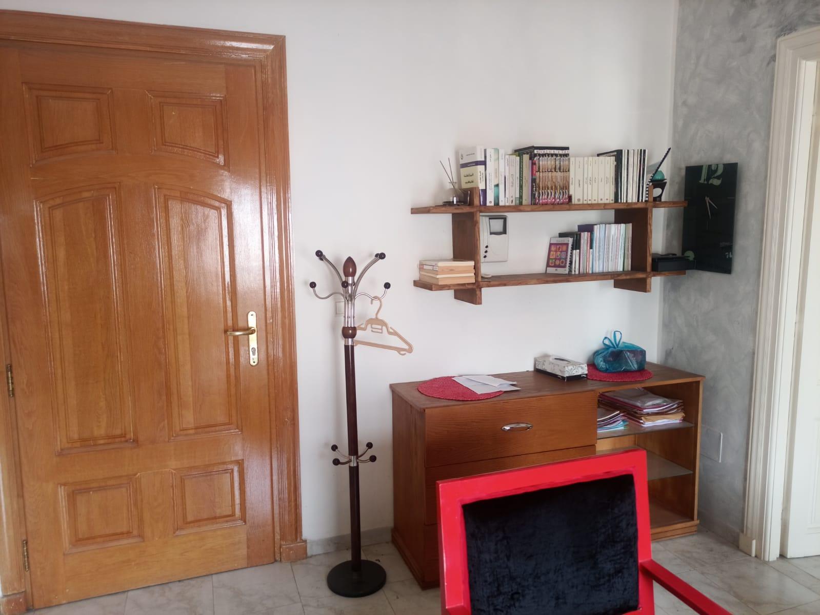 À Vendre : Appartement S1 à Ennaser 2, en Face de Salim School