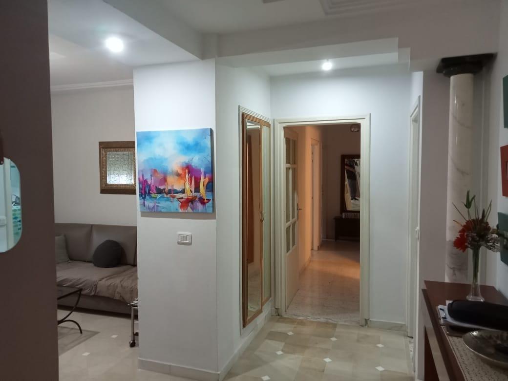 À vendre : Appartement S+4 à la Résidence ELYES, Aouina