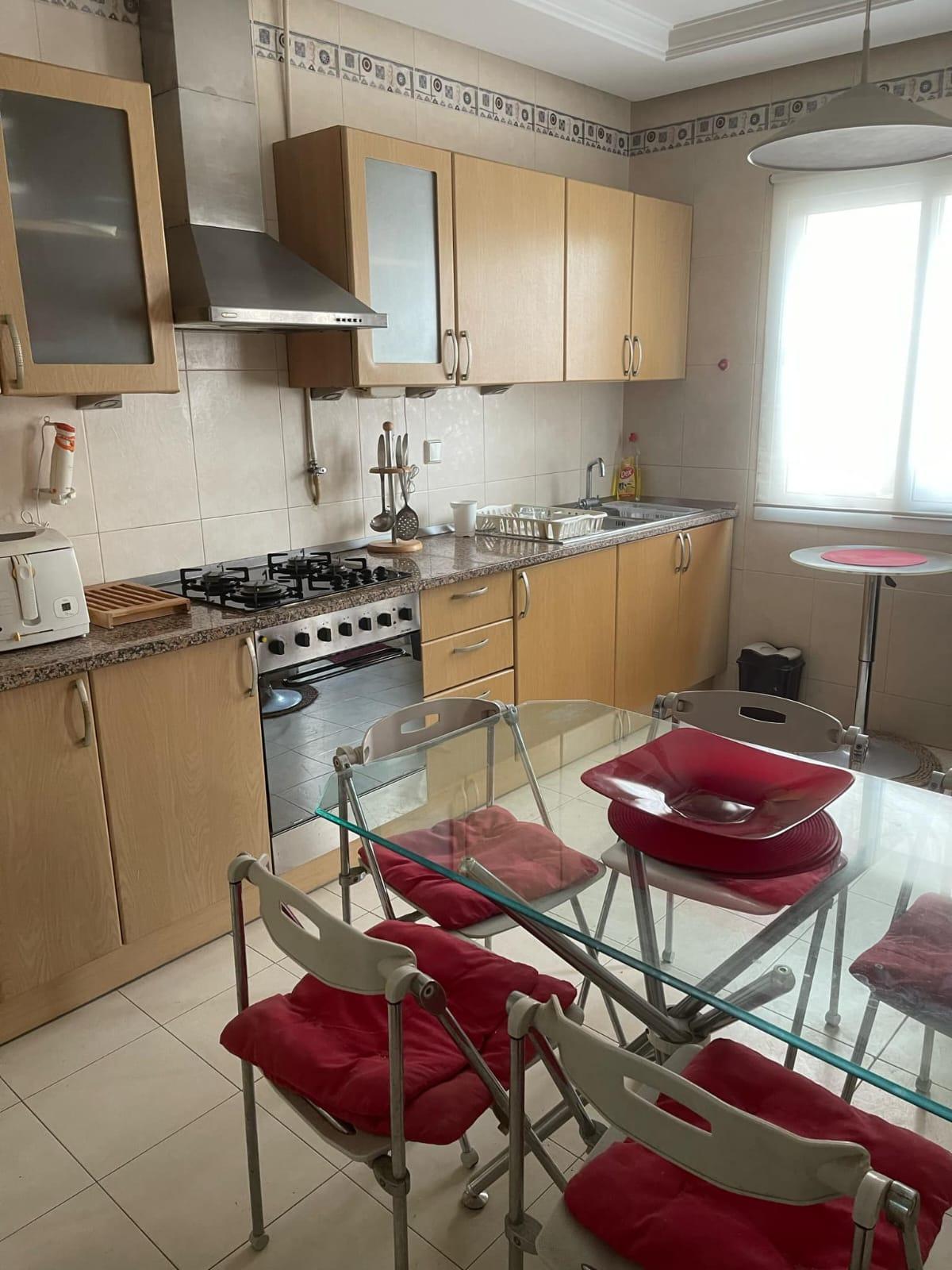 À Louer : Appartement S+2 à Nasser, Proche Restaurant Chemi