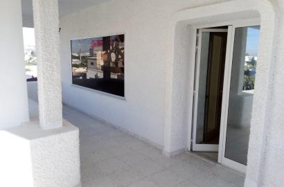 À Louer : Appartement S+2 au Rez-de-chaussée d'une Villa - Jardins de Carthage