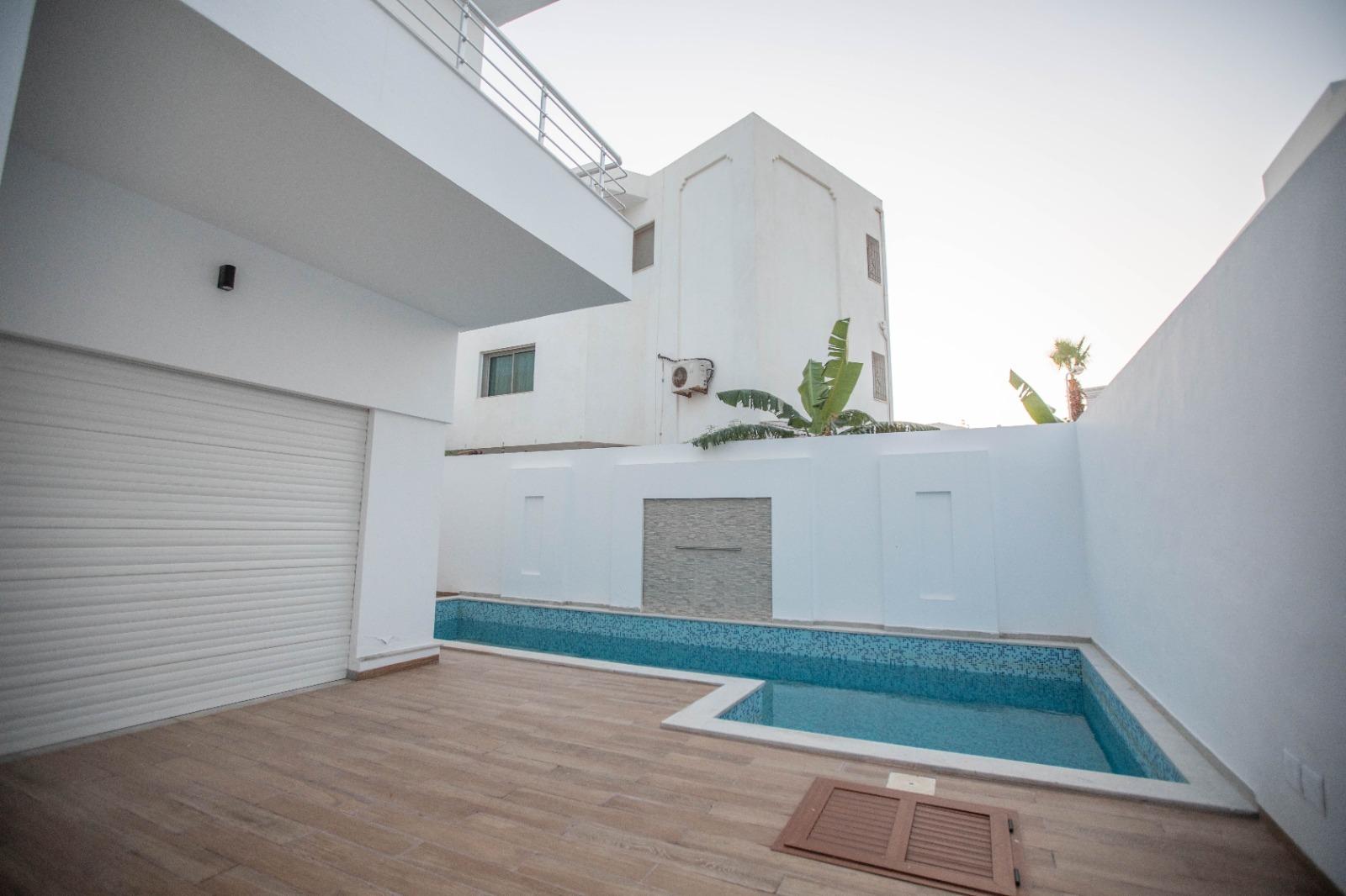 À vendre : Villas de luxe avec piscine à Yasmine Hammamet