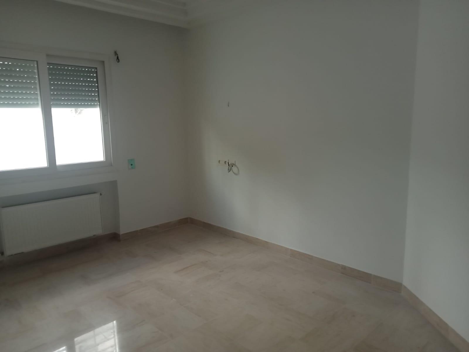 À Louer | Appartement vide à Jardin El Menzah 1