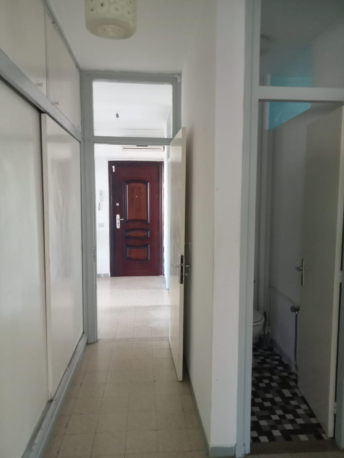 À louer : Appartement S+3 à Cité Mahrajène – 2ᵉ étage